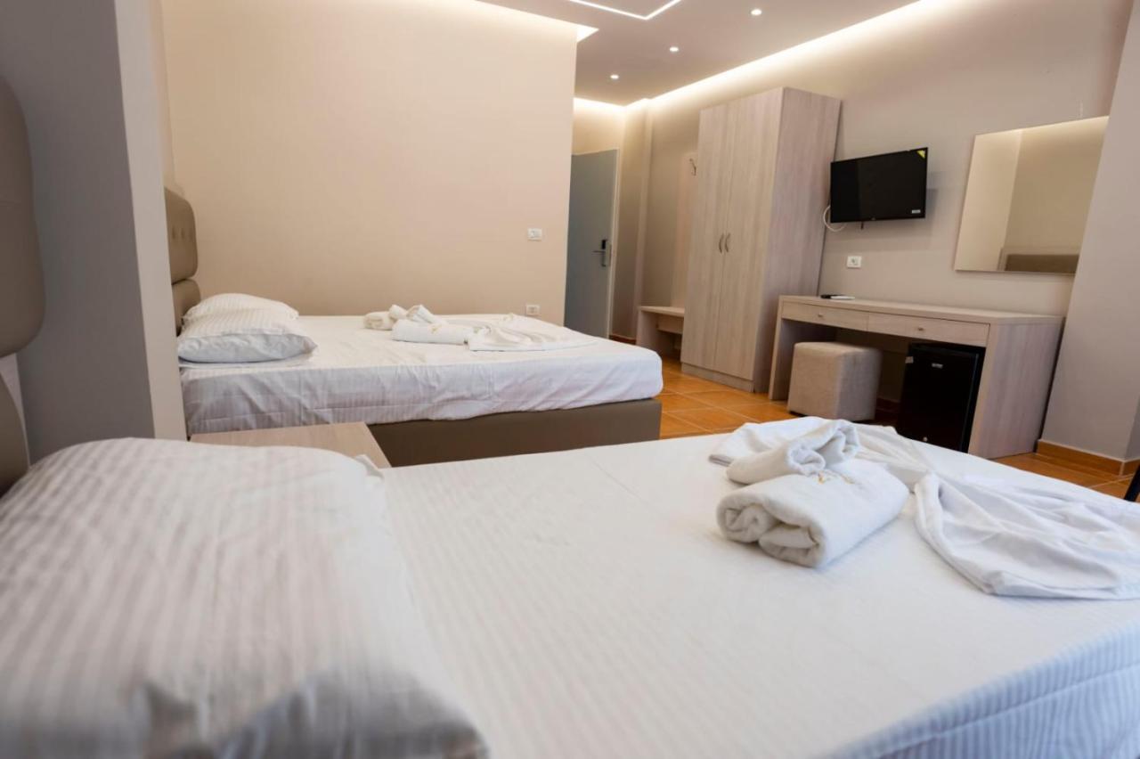 Hotel Miami Beach Golem (Tirana) Exterior foto