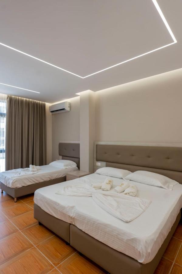 Hotel Miami Beach Golem (Tirana) Exterior foto