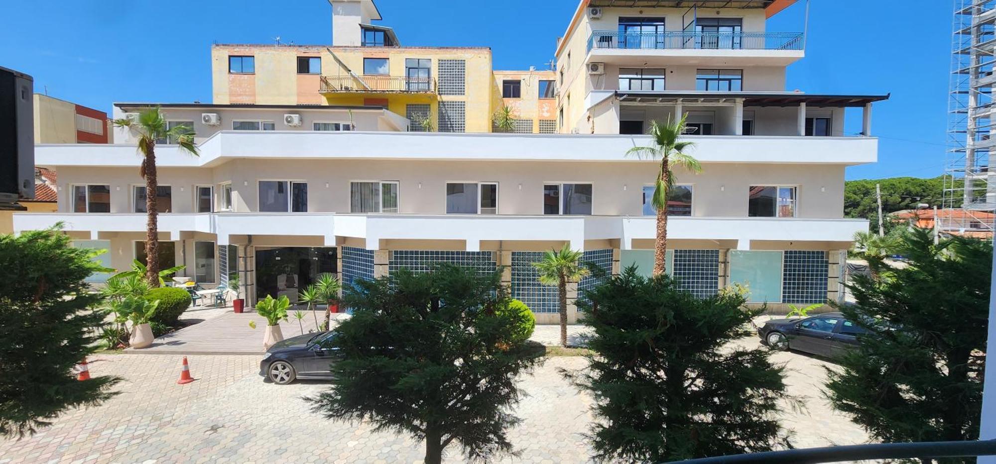 Hotel Miami Beach Golem (Tirana) Exterior foto