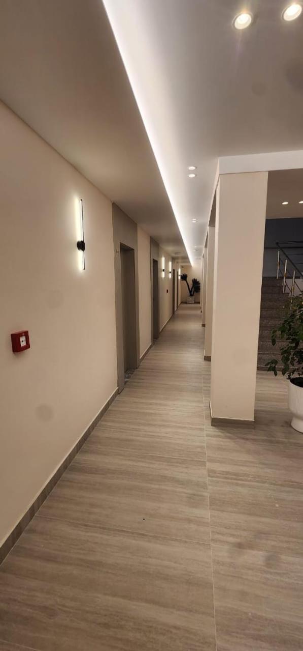 Hotel Miami Beach Golem (Tirana) Exterior foto